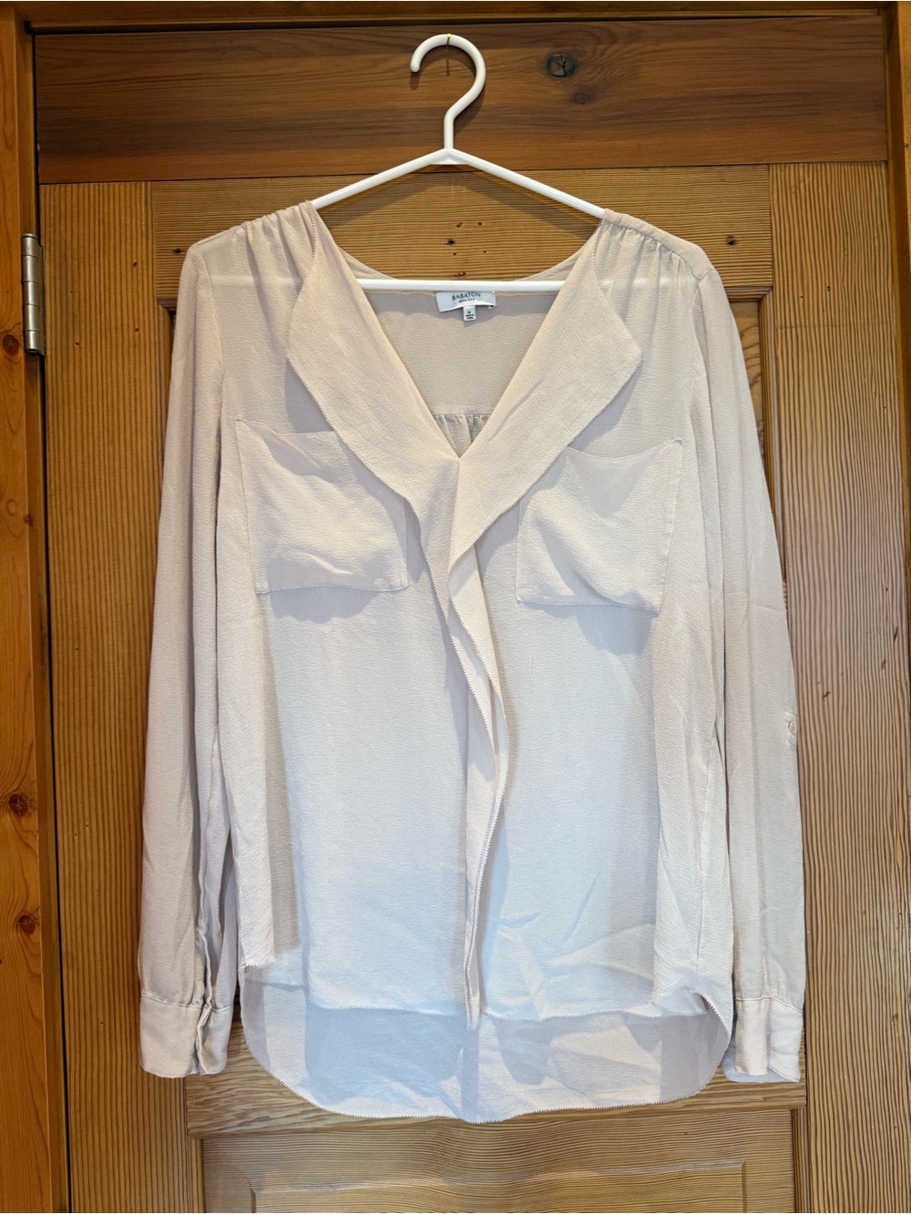 Babaton Cream V-Neck Long Sleeve Blouse